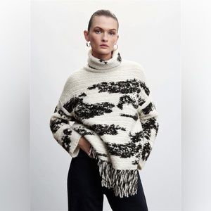 Mango Turtleneck sweater with bangs - Size S